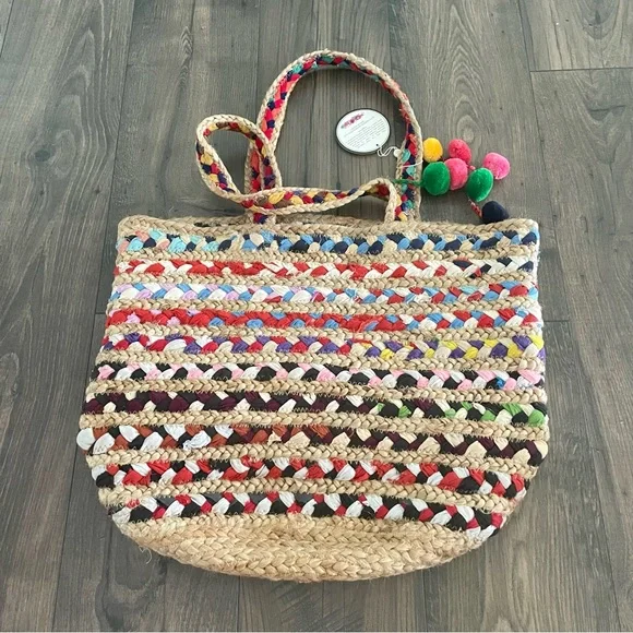 America & Beyond Jute beach bag with Tassle - Picture 1 of 7